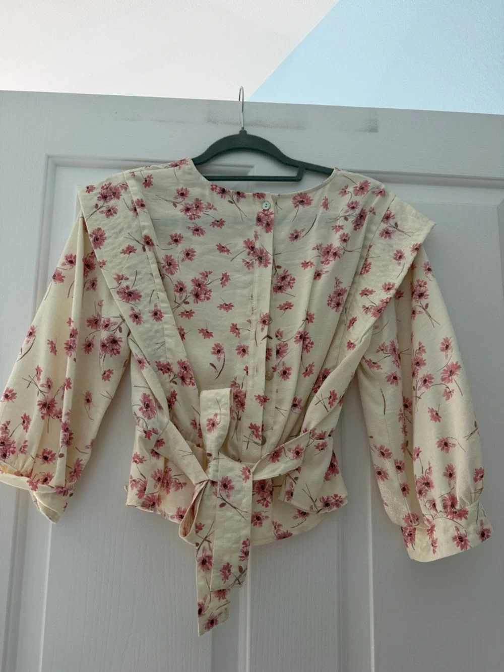 Zara Floral Tie-Back Peplum Blouse - Cream with Pink Floral